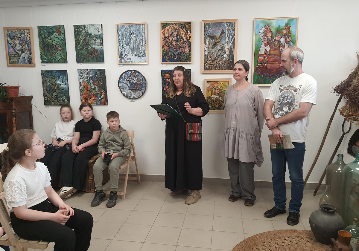 В Касимовском историко-культурном музее-заповеднике состоялась презентация совместного проекта художницы и писателя
